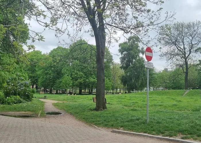 Angielska Grobla 5